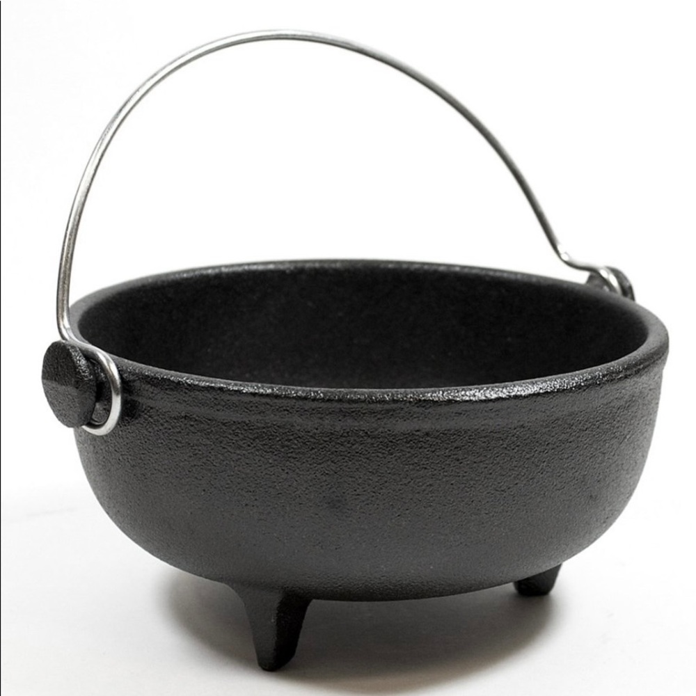 Old Mountain Cast Iron Kettle